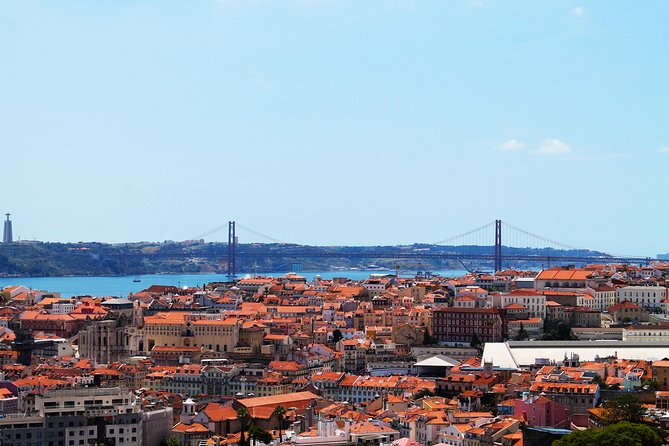Lisbon Highlights PRIVATE Half Day Tour with a local Guide - Who This 4-Hour Private Lisbon Tour Fits