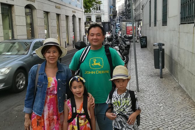 Lisbon Highlights PRIVATE Half Day Tour with a local Guide - Panoramic Lisbon: Miradouro Da Senhora Do Monte Views
