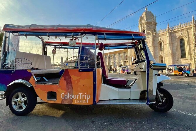 Lisbon Highlights: Private Tuk Tuk Tour Adventure Sightseeing - Largo do Carmo and São Pedro de Alcântara: Earthquake to Revolution