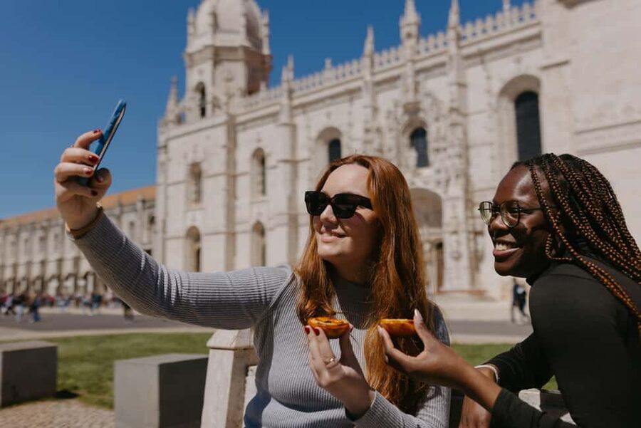 Lisbon Highligts Tour - Torre de Belem And Alfama - A 7-Hour Lisbon Highlights Day That Balances Big Sights With Local Streets