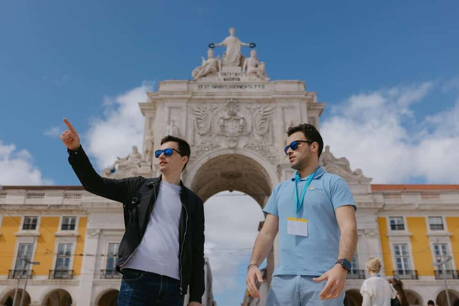 Lisbon Highligts Tour - Torre de Belem And Alfama - Lunch Break Planning in a Tour That Does Not Include Meals