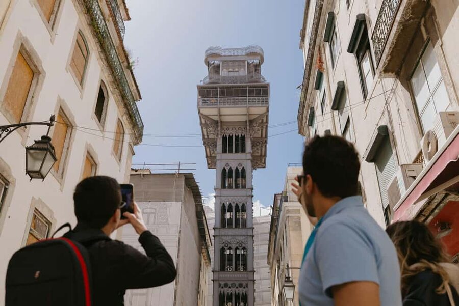 Lisbon Highligts Tour - Torre de Belem And Alfama - Jerónimos Monastery and Manueline Style: The Highlight That Needs Time