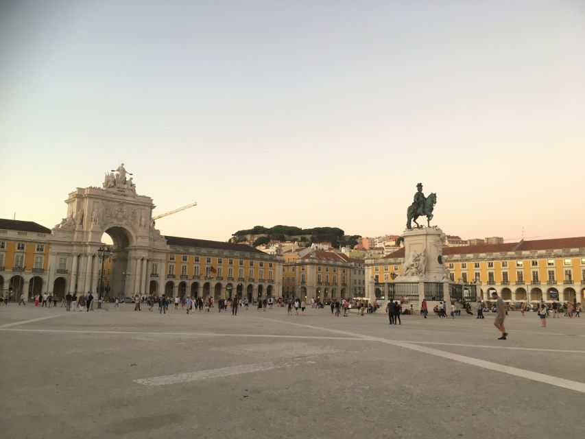 Lisbon: Hills, Alfama, and Mouraria Tour by Electric Bike - Getting Back Safely: How the Route Keeps It Fun