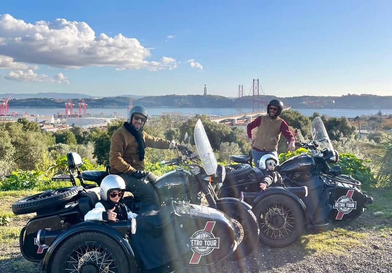 Lisbon : Historic Motorcycle Side-car Tour 1H - Where you meet near Rua Garrett 88 and what to expect at pickup