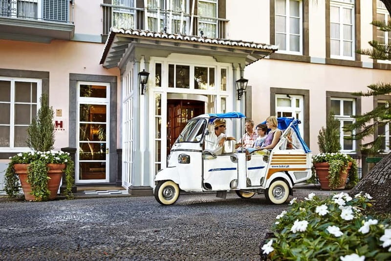 Lisbon: Historical Tour on a Tukxi - A private tuk-tuk ride through Lisbons steep hills