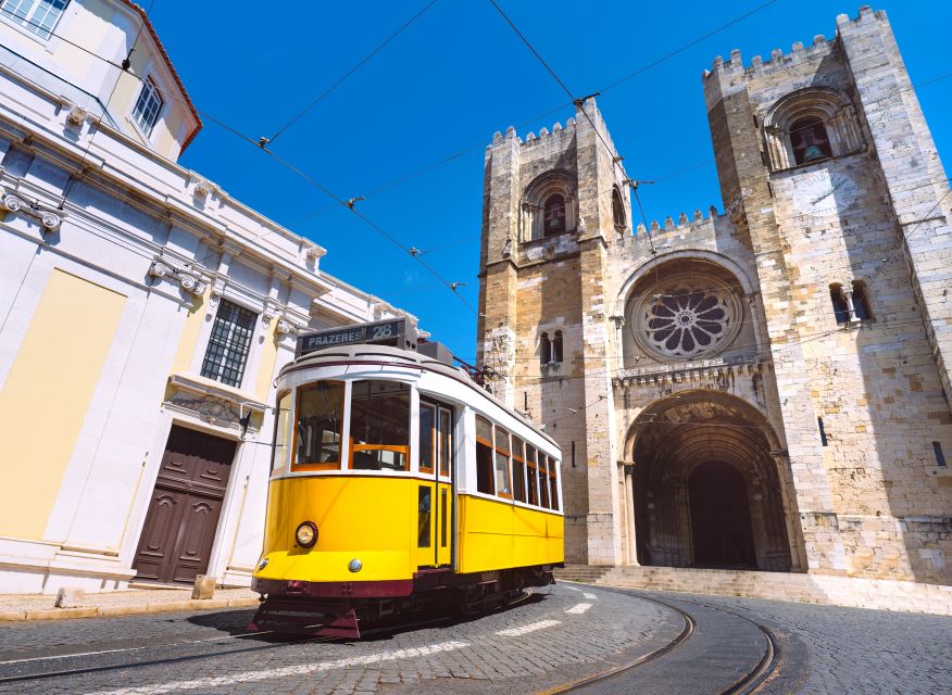 Lisbon: Historical Tour on a Tukxi - Portas do Sol, National Pantheon, and São Vicente de Fora Church stops