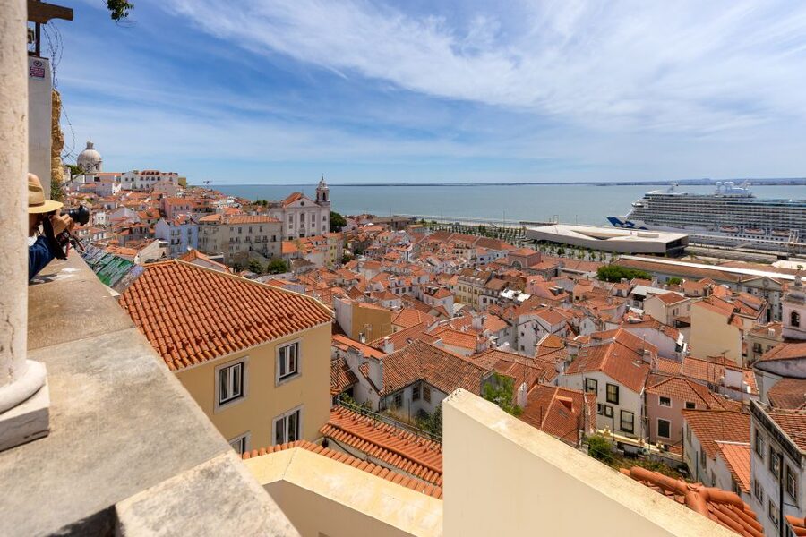 Lisbon: History, Stories and Lifestyle Walking Tour - Miradouro São Pedro de Alcântara: the view stop that makes the walking worth it