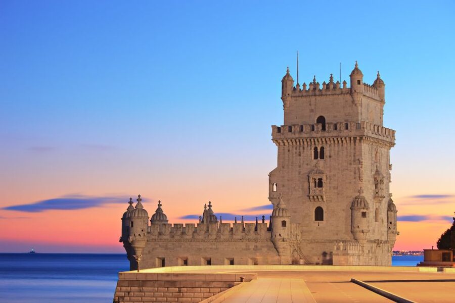 Lisbon in One Day: Full-Day Minivan Historic Tour - Morning Pickup and the Castelo de Sao Jorge View Factor