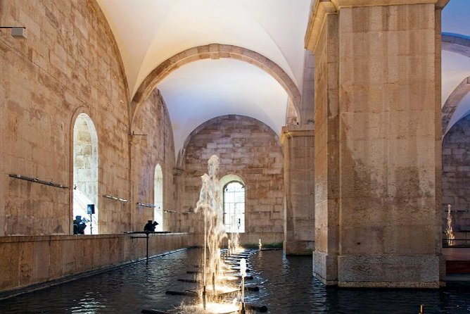 Lisbon in One Day Historic Small-Group Tour - Jerónimos Monastery: Vasco da Gama and Luís de Camões in the same breath