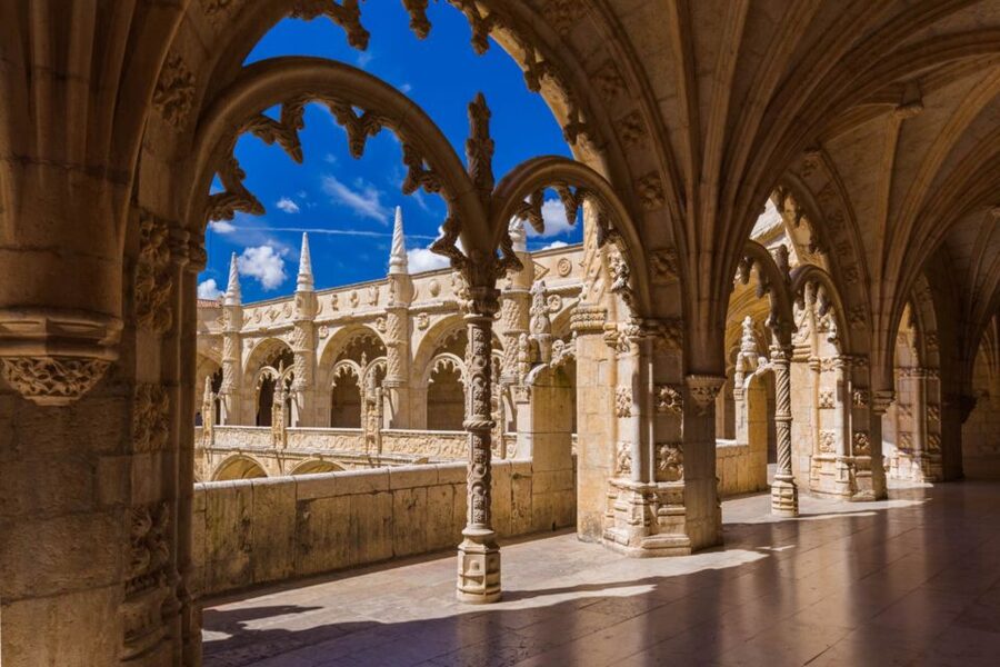 Lisbon: Jerónimos Monastery E-Ticket and Audio Guide - Southern Portal and cloister, how to enjoy the main architecture stops