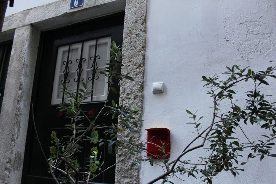Lisbon: Jewish History in Portugal Guided Walking Tour - Price and Logistics: Is $141 Worth It for a 3-Hour Walk?