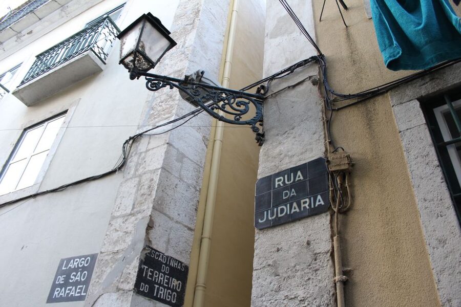 Lisbon: Jewish History in Portugal Guided Walking Tour - Who This Lisbon Jewish History Tour Is Best For