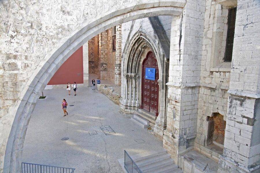 Lisbon: Jewish History Private Tour - Rossio Square, the Inquisition, and the 1506 memorial