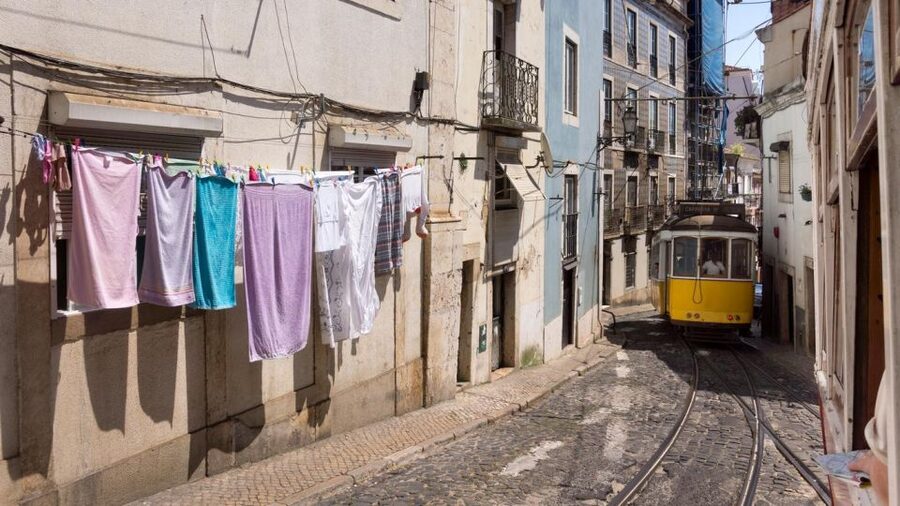 Lisbon: Jewish Quarter Guided Walking Tour - Key things you’ll notice on this walk