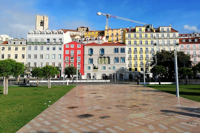 Lisbon Layover - Praca Dom Pedro IV and Elevador de Santa Justa: classic stops, quick hits