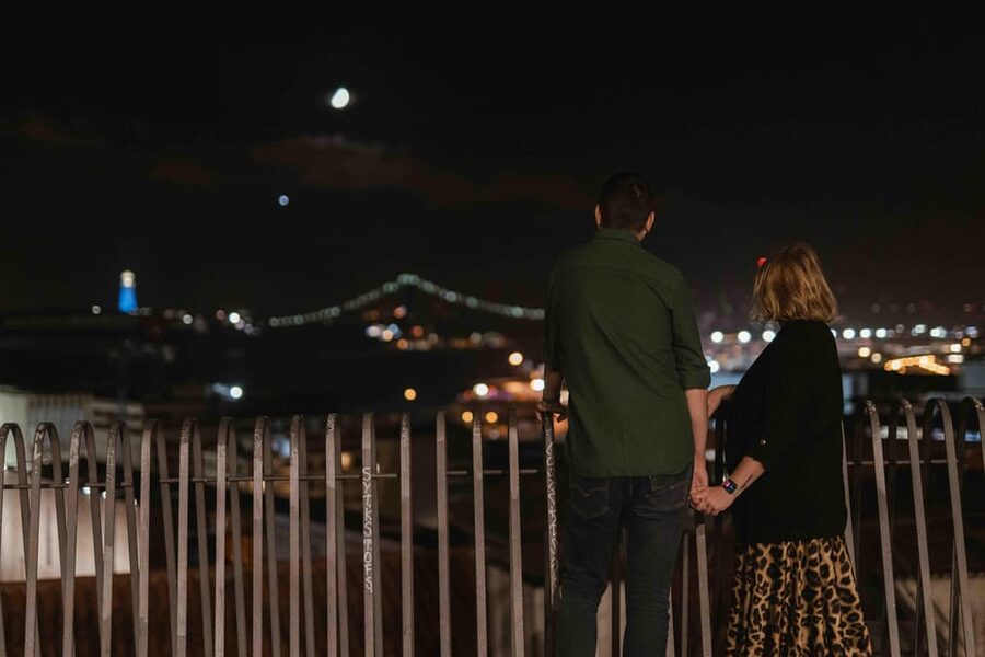 Lisbon lights: A Cinematic Photoshoot at night - Lisbon Lights: Your Cinematic Night Photoshoot in the City Glow