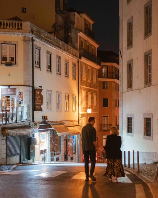 Lisbon lights: A Cinematic Photoshoot at night - The Photos You Get: 50 Edited Images in 5 Days