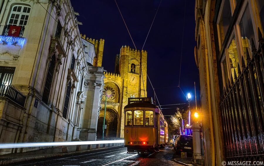 Lisbon: Luxury Fado Tour with Dinner included - Should you book this Lisbon Luxury Fado Tour with Dinner?