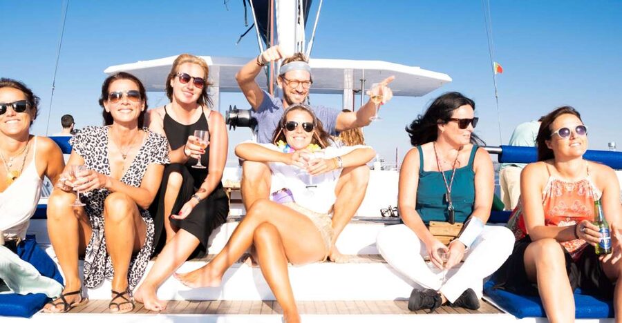 Lisbon: Luxury Private Sailing Boat Cruise on River Tagus - Price and what $318 per group realistically covers