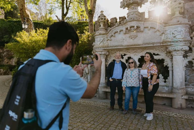 Lisbon: MiniBus Sintra, Pena, Regaleira, Cap Roca Tour - Walking level, pace, and what to do if you’re not a power walker
