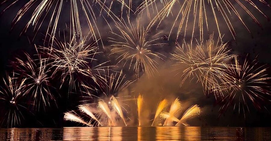 Lisbon: New Year’s Eve Fireworks Tagus River Sailing Cruise - Key highlights at a glance