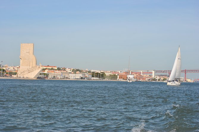 Lisbon New Years Eve Sailing Tour - On board at midnight, what’s actually included