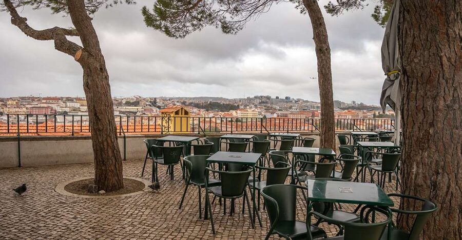 Lisbon: Old Town City Tour by Private Tuktuk - Electric Tuk-Tuk Rhythm: How the 1.5 to 2 Hour Old Town Loop Feels