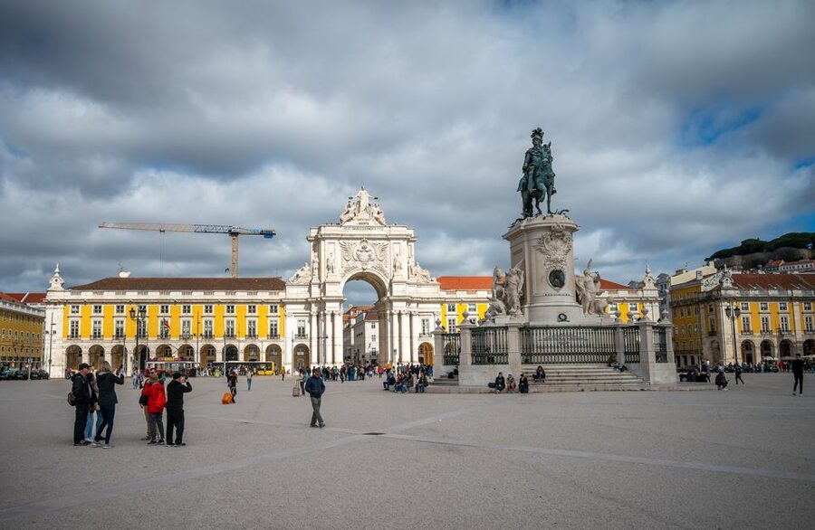 Lisbon: Old Town City Tour by Private Tuktuk - Alfama, the Fado Museum Pass-By, and the Pink Street Quick Photo