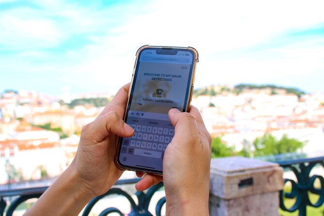 Lisbon: Old Town Immersive Escape Game with Live Actors - The route: short walks, surprise stops, and built-in pauses for photos