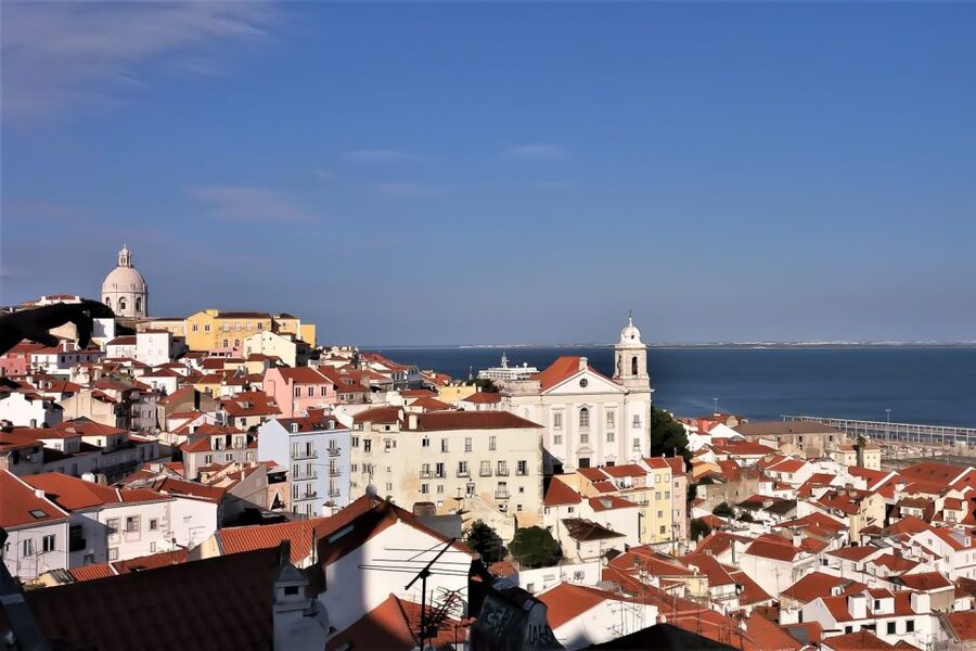 Lisbon: Old Town Private Walking Tour - Meeting at D. Maria II Theatre, then getting your bearings fast