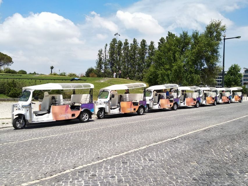 Lisbon: Panoramic Historical Sightseeing Tour by Tuk Tuk - Quick hits before you roll out