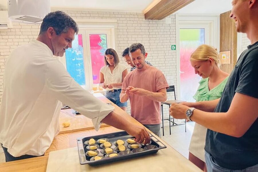 Lisbon: Pasteis de Nata Baking Class - The best part: oven time turns into a tasting and history break