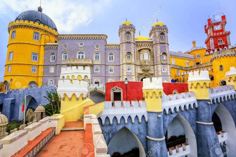 Lisbon: Pena Palace, Sintra, Cabo da Roca, & Cascais Tour - Pena Park viewpoints and the “slow down” moments that matter