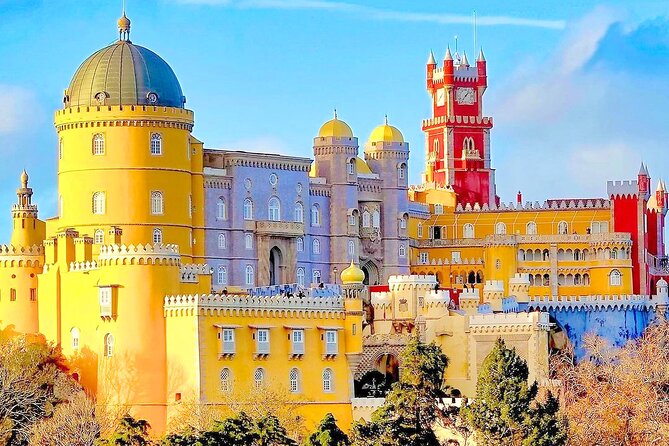 Lisbon: Pena Palace, Sintra CaboRoca Cascais Day Tour Small Group - Pena Palace: Gardens Tickets, Interior Upgrade, and the Real Walk