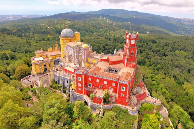 Lisbon: Pena Palace, Sintra CaboRoca Cascais Day Tour Small Group - Sintra Center Break: Free Time, Lunch Choices, and the Best Kind of Direction