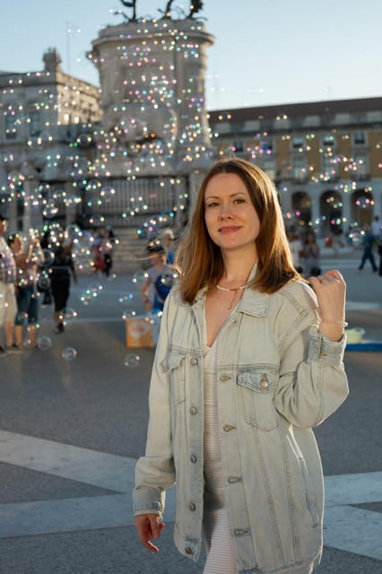 Lisbon Photoshoot: Capture Your Adventure - What to bring, so the hour feels easy
