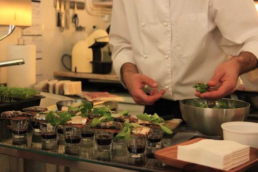 Lisbon: Portuguese Petiscos Tasting Tour by E-Bike - Key moments that make this petiscos e-bike tour work