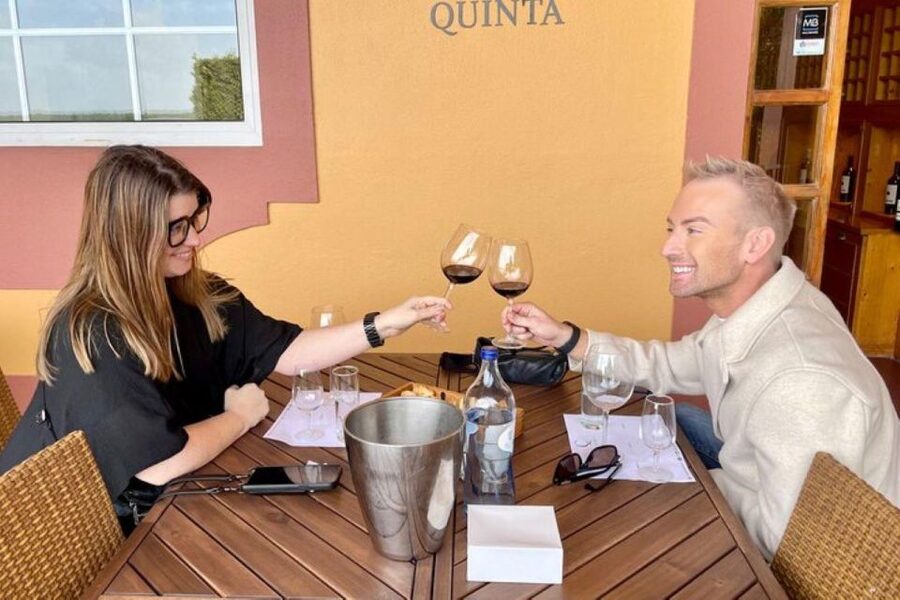 Lisbon: Private All Inclusive Setúbal & Arrábida Wine Tour - Quinta country to Seaside photos: Cristo Rei and 25 de Abril Bridge or Sesimbra Castle
