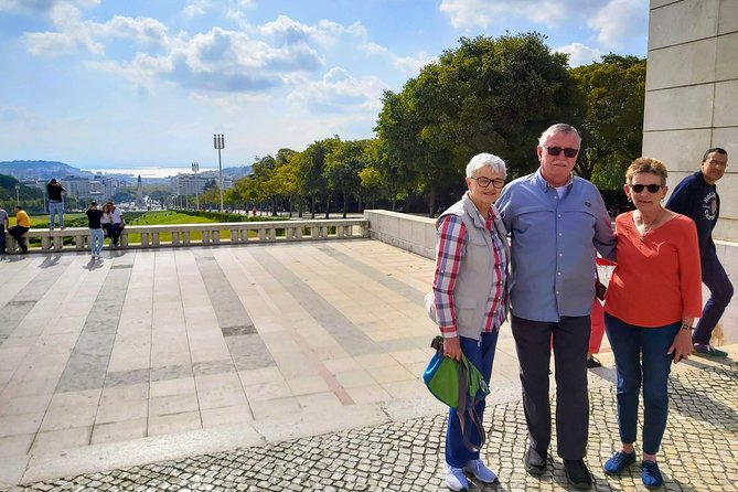 Lisbon Private Deluxe Half Day City Tour - Tagus River Fortress, Discoveries Sculpture, and Jerónimos Exteriors