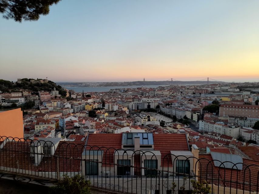 Lisbon: Private Eco Tuk-Tuk Tour for 2 Hours - What You Get, Exactly, and What You Should Plan for