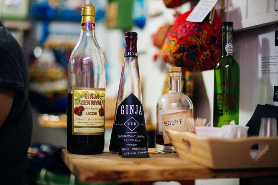 Lisbon: Private Evening Tour with Drinks & Bites in Alfama - Price and What You Actually Get for $95