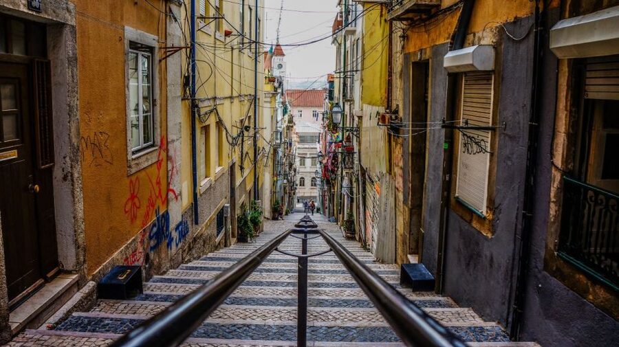 Lisbon: Private Expert City Tour by Eco Tuk Tuk - Meeting points, timing, and what “private” really means