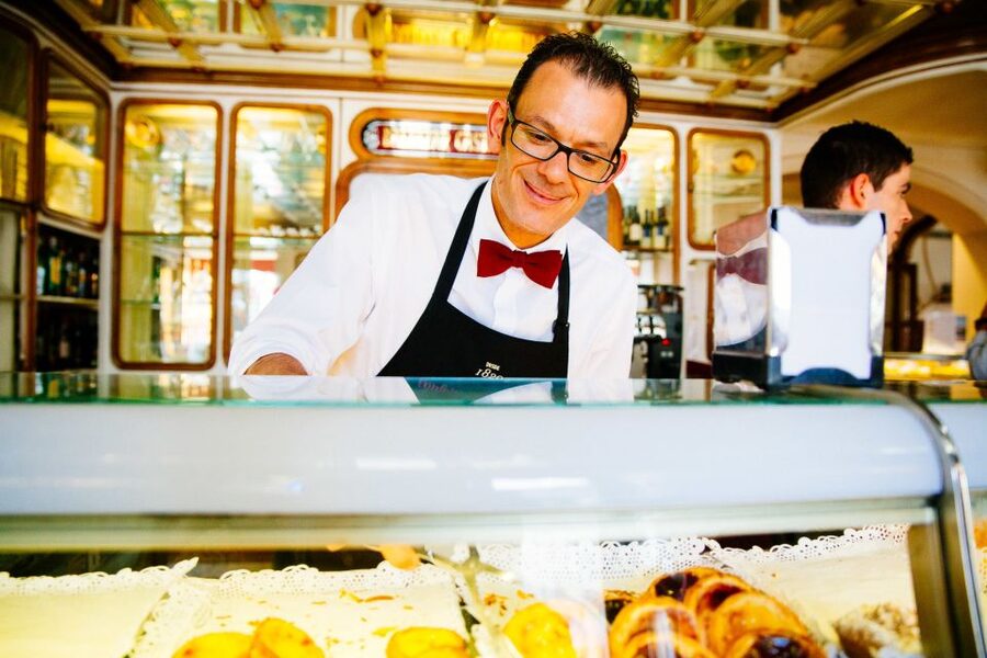 Lisbon: Private Food Tour – 10 Tastings with Locals - 10 tastings that actually cover Portugal, not just pastries