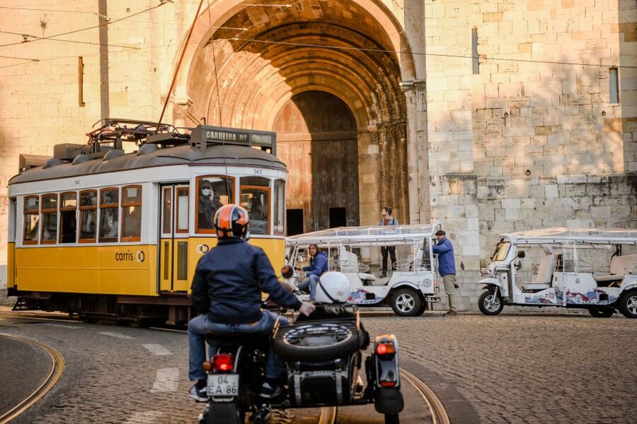 Lisbon: Private Food & Wine City Tour by Eco Tuk Tuk - Senhora do Monte and Graça: where Lisbon turns into viewpoints and tiles