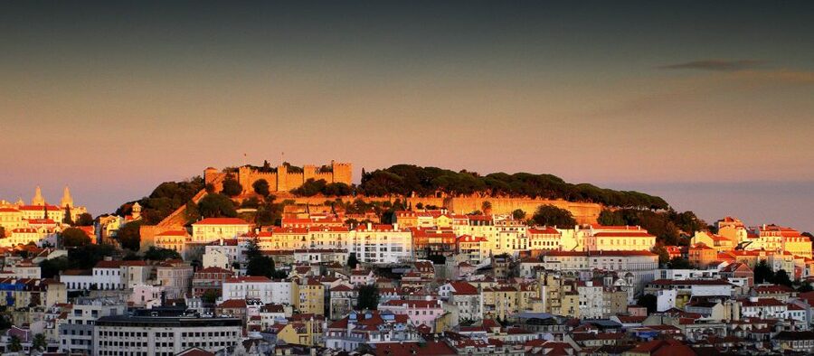 Lisbon: Private Full Day City Tour - Lisbon Cathedral and the Downtown Story After 1755
