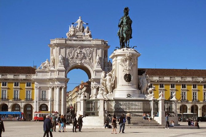 Lisbon Private Full Day Sightseeing Tour - São Jorge Castle in a Luxury-Driven, Photo-Friendly Rhythm