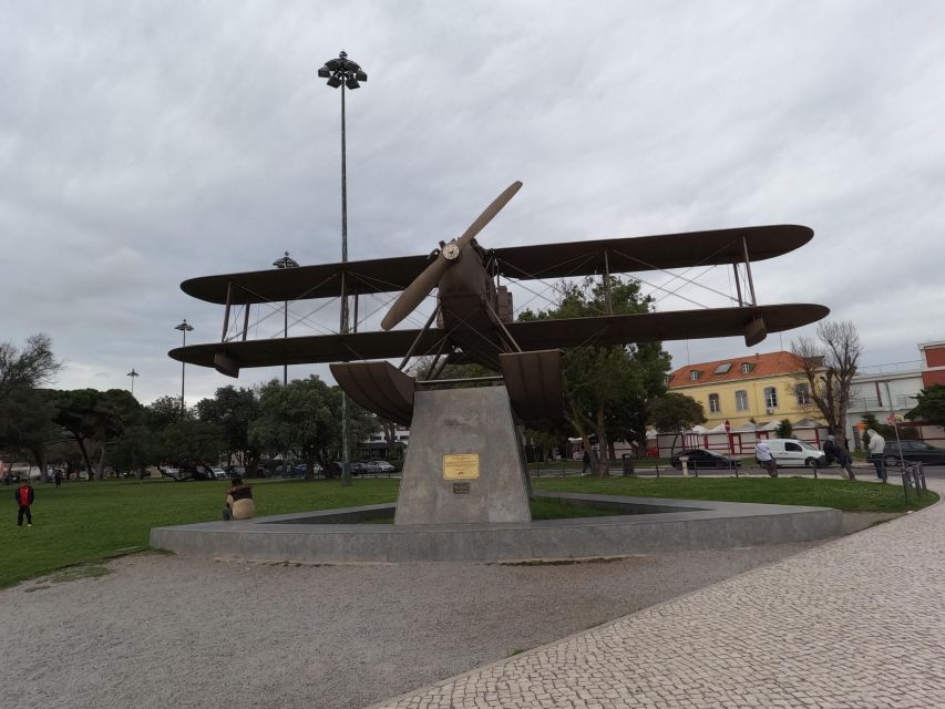 Lisbon:Private guided historical sightseeing Tour by TUK-TUK - The guide experience: what tends to make it great