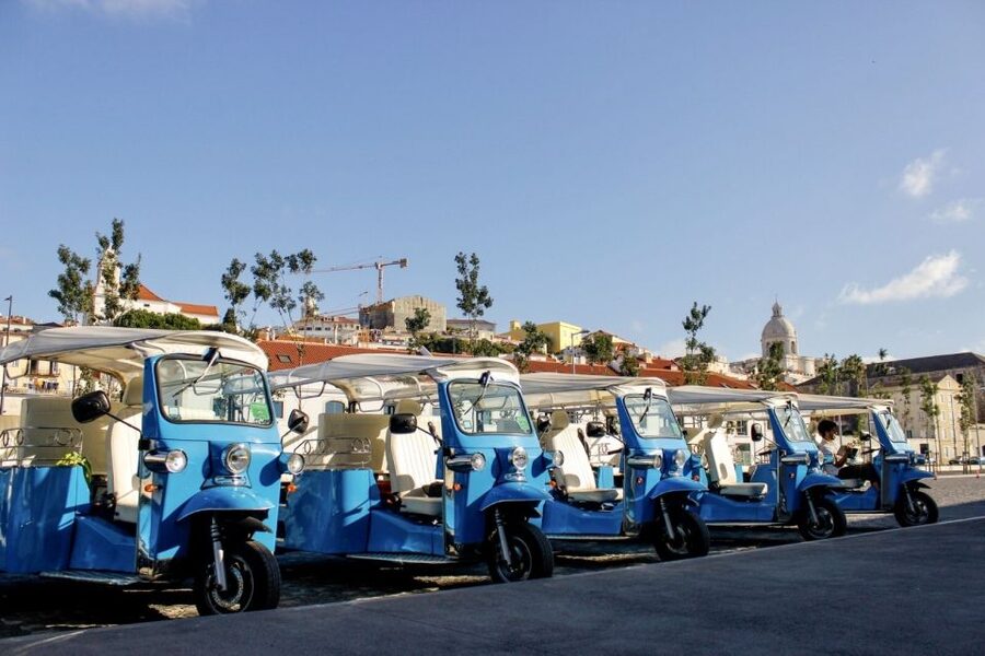 Lisbon: Private Guided Tour of Historical Center by Tuk Tuk - Who this tour is best for