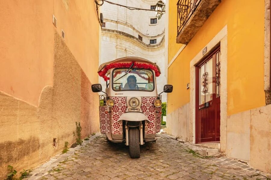 Lisbon: Private Guided Tuk-Tuk Tour with Hotel Pickup - Who should book this tuk-tuk tour