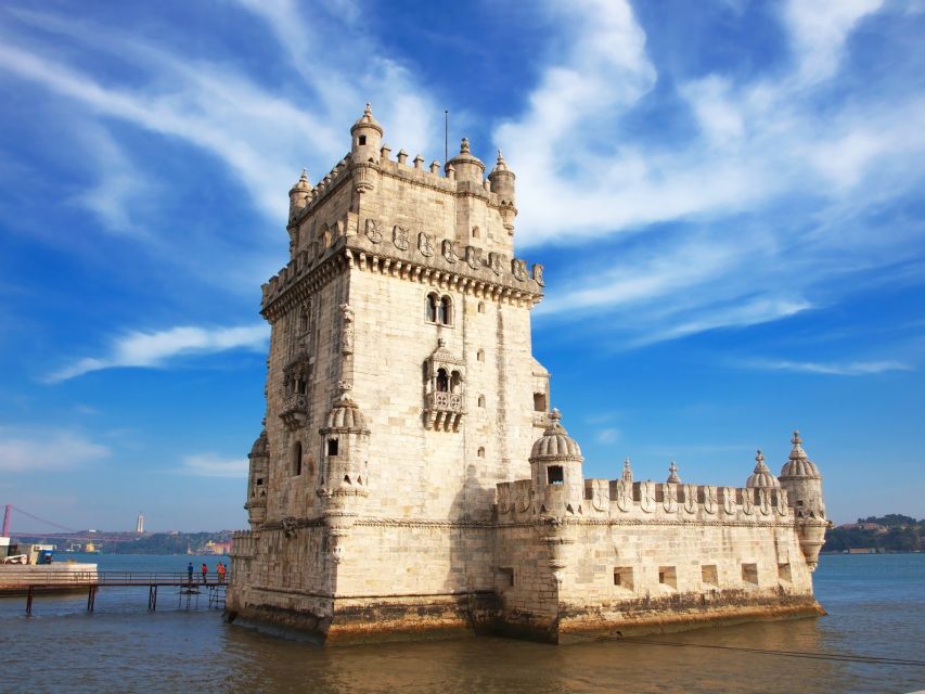 Lisbon: Private Half-Day Tour with Hotel Pickup - Hotel Pickup, Mercedes Comfort, and a Guide Who Can Adjust